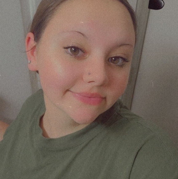 Meet your Posher, Kylee - Picture 1 of 1